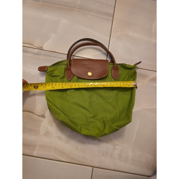 Longchamp Le Pliage Green Shoulder Bag - Picture 13 of 16